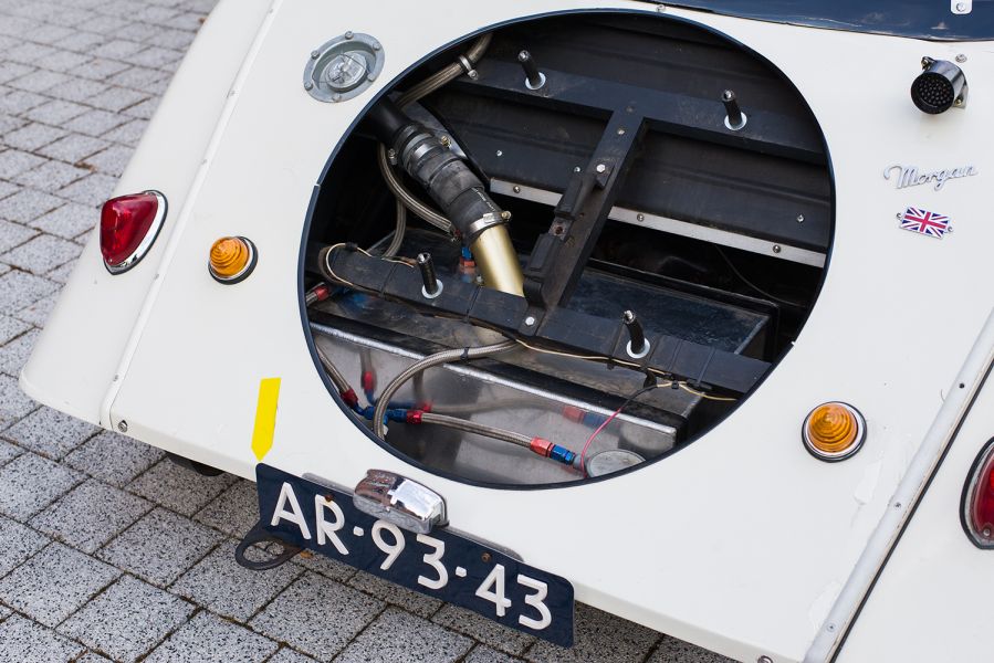 6 forweb_michaelnschaap_machineswithamission_MNS2176